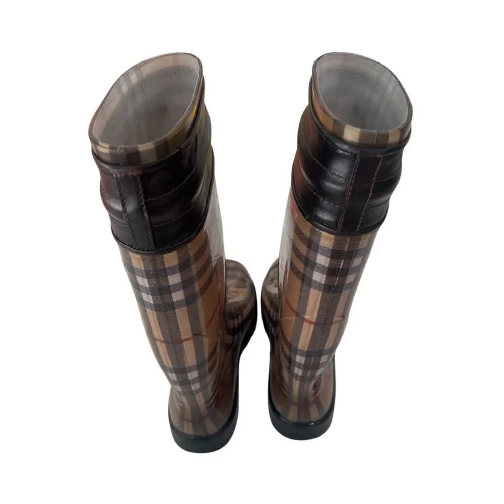 BurberryNova check pattern rubber tassel rain boots size 38